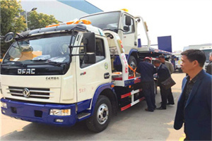 永定门汽车道路救援拖车价格